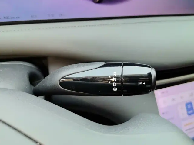 IM Motors LS6 — Фото автомобиля 13