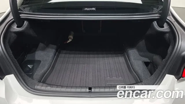 BMW 5 Series — Фото автомобиля 27