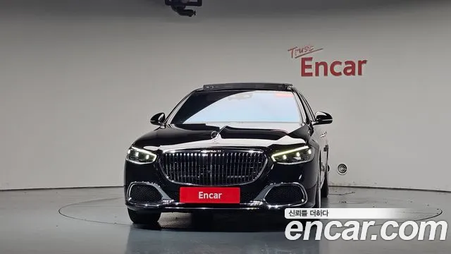 Mercedes-Benz S-Class — Фото автомобиля 2