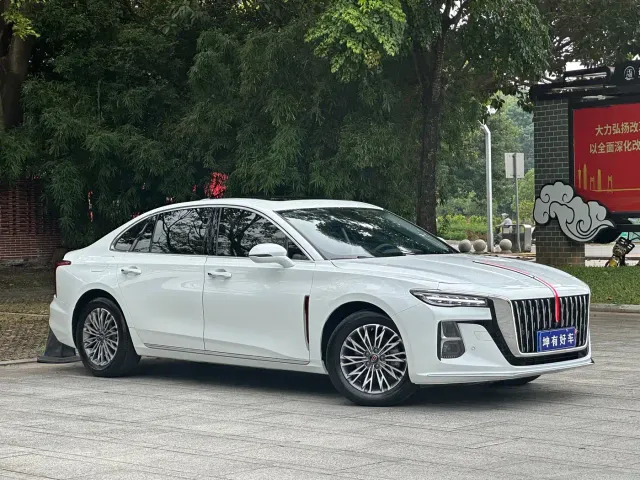 Hongqi H5 — Фото автомобиля 3