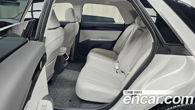 Hyundai Grandeur GN7 — Фото автомобиля 23