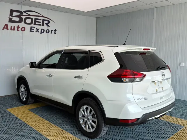 Nissan X-Trail — Фото автомобиля 4