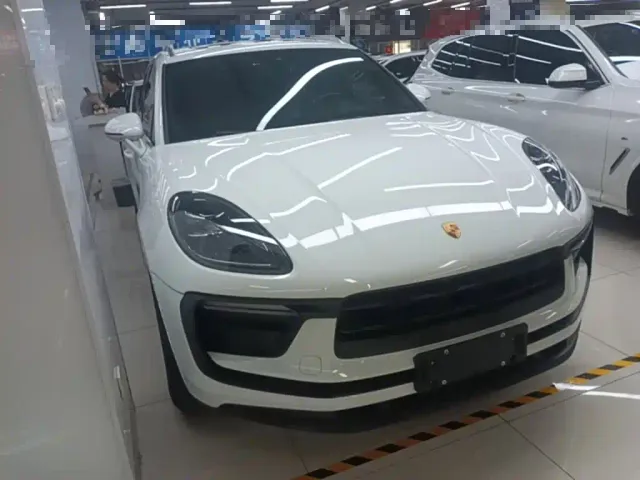 Porsche Macan — Фото автомобиля 3