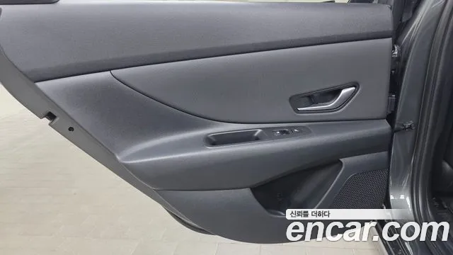 Hyundai AVANTE Avante (CN7) — Фото автомобиля 24