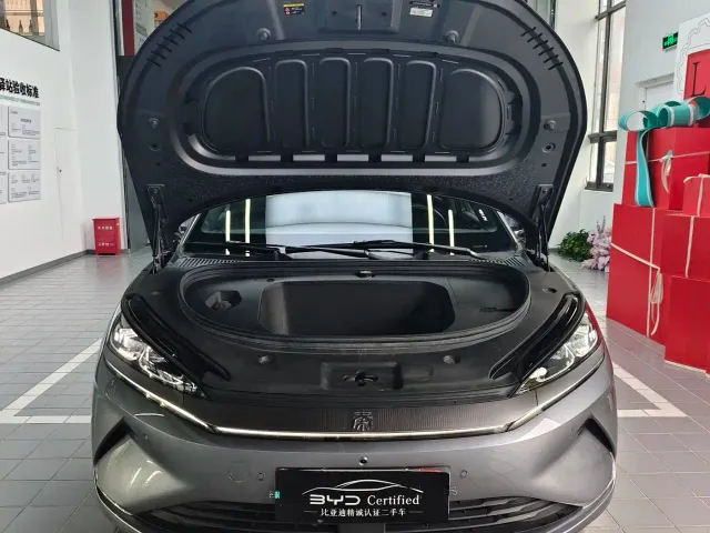 BYD Qin L — Фото автомобиля 2