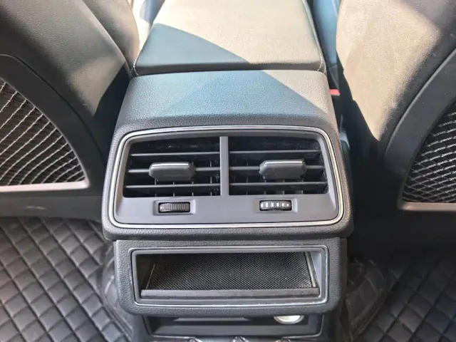 Audi A6L — Фото автомобиля 11