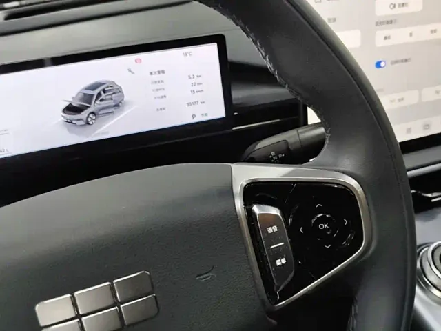 Geely Galaxy E5 — Фото автомобиля 13