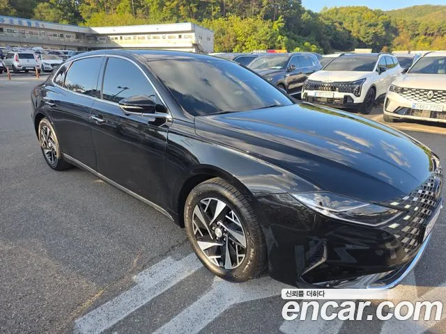Hyundai Grandeur (New) Hybrid — Фото автомобиля 4