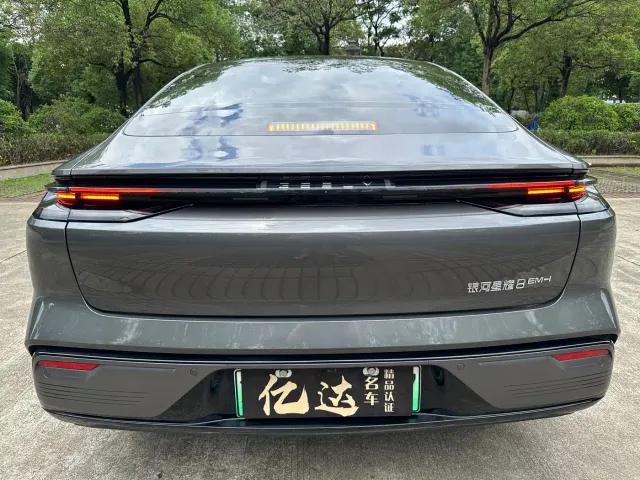 Geely Galaxy Xingyao 8 — Фото автомобиля 14