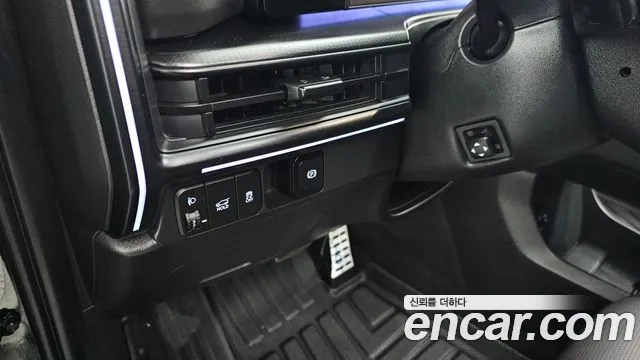 Hyundai Santafe Santa Fe (MX5) Бензин 2.5T 2WD — Фото автомобиля 16