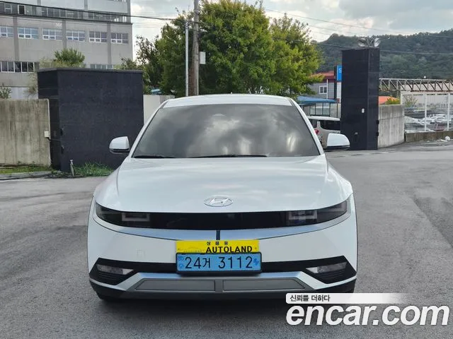Hyundai Ioniq 5 — Фото автомобиля 3