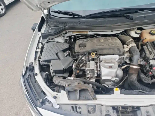 Chevrolet Monza — Фото автомобиля 18