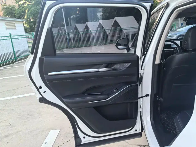 Haval H6 — Фото автомобиля 29