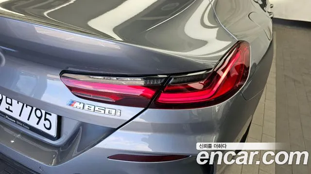 BMW 8 Series G15 — Фото автомобиля 23