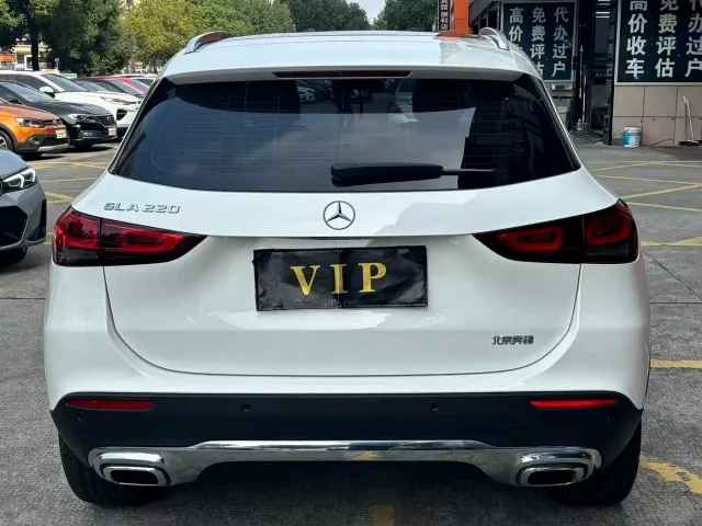Mercedes-Benz GLA-Class — Фото автомобиля 4