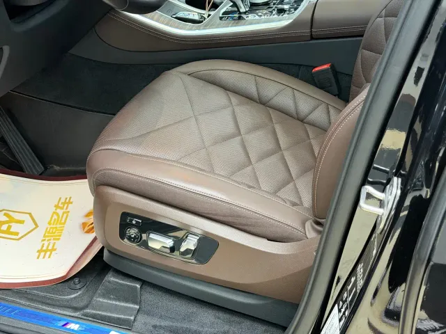 BMW X5 — Фото автомобиля 6