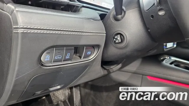 Genesis G90 Бензин 3.5 турбо AWD — Фото автомобиля 16