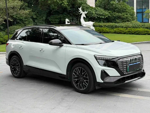 Audi Audi Q5 e-tron 2022 40 e-tron Starlight Edition Mecha Suit Sun Chaser Version — Фото автомобиля 2