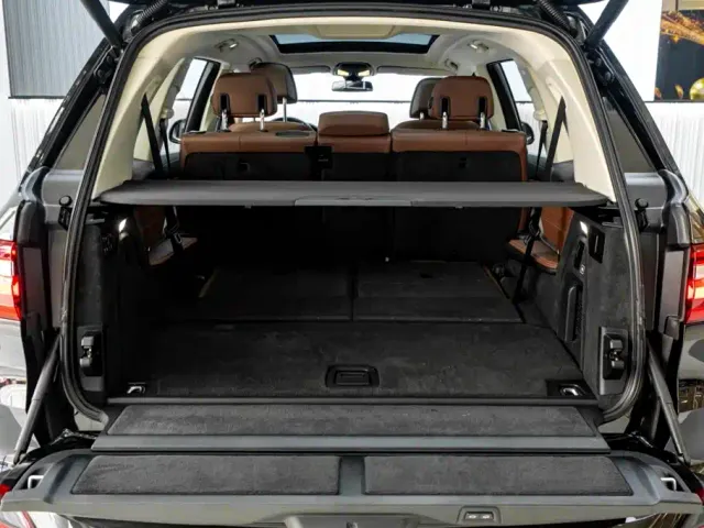 BMW X7 — Фото автомобиля 12