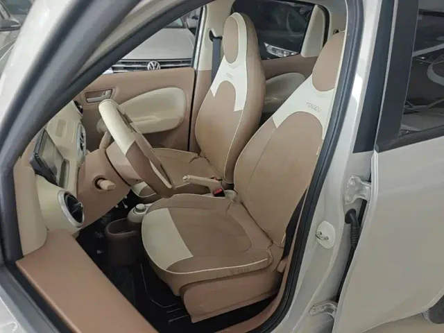 Wuling Hongguang Mini EV — Фото автомобиля 14