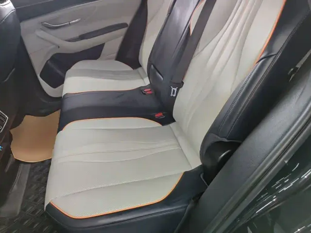 BYD Song PLUS — Фото автомобиля 16