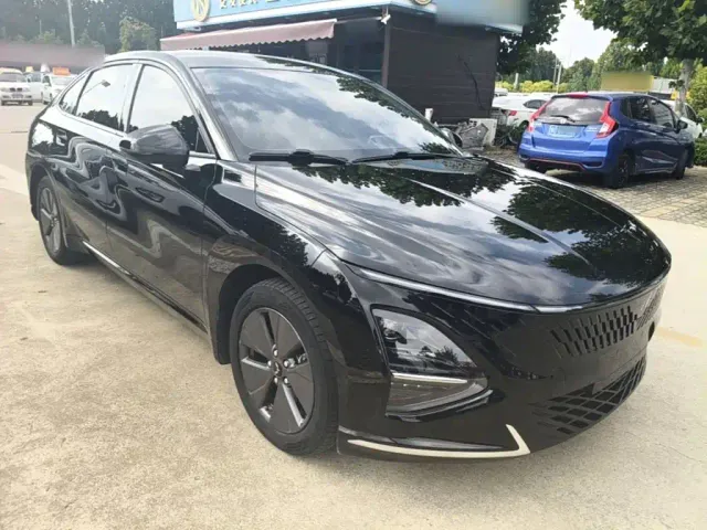 Wuling Starlight — Фото автомобиля 3
