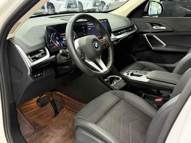BMW X1 — Фото автомобиля 4