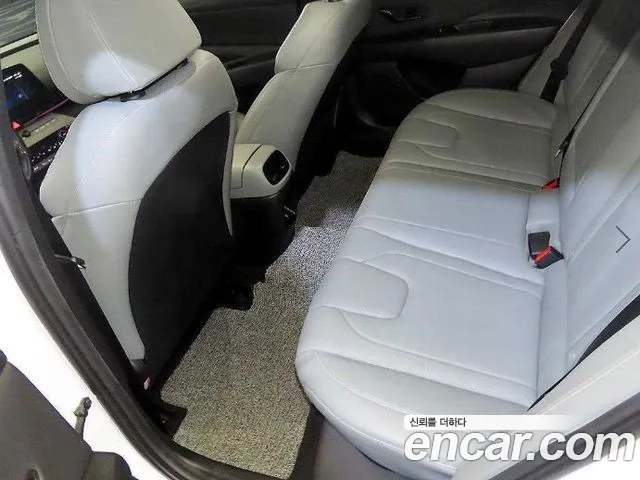 Hyundai Avante CN7 — Фото автомобиля 7