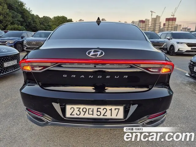 Hyundai Grandeur — Фото автомобиля 5