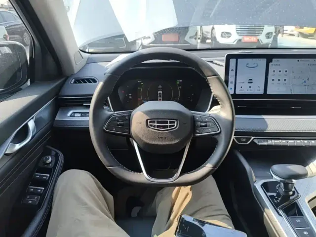 Geely Xingrui — Фото автомобиля 10