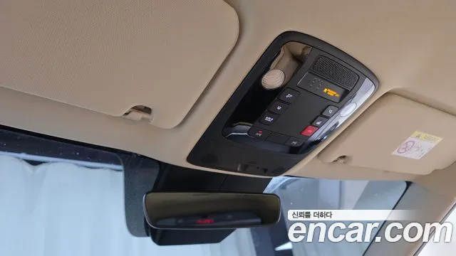 Kia Carnival 4th Gen — Фото автомобиля 25