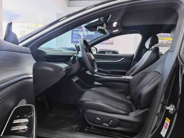 Changan Qiyuan A07 — Фото автомобиля 4
