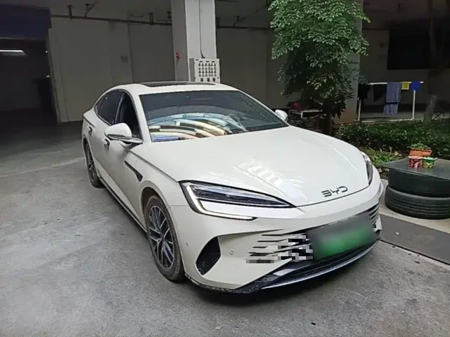 BYD Seal 07 DM-i — Фото автомобиля 3