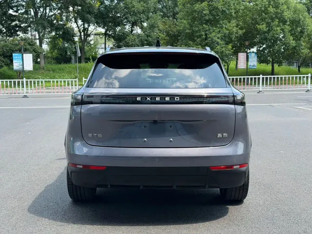 Exeed Starway E05 — Фото автомобиля 6