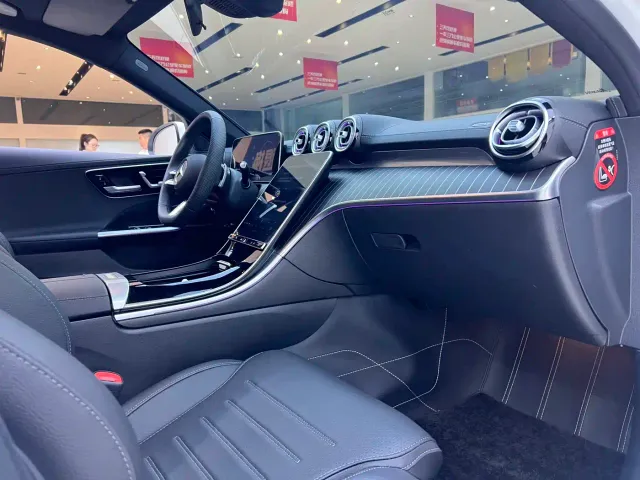 Mercedes-Benz C-Class — Фото автомобиля 17