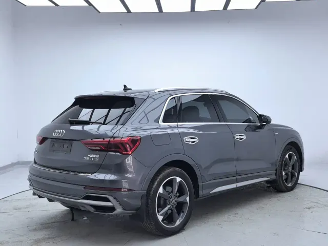 Audi Q3 — Фото автомобиля 5