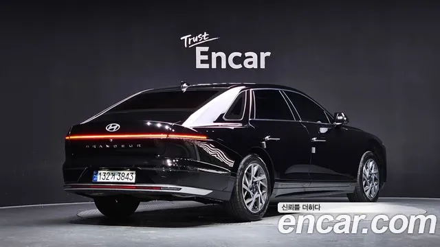 Hyundai Grandeur GN7 — Фото автомобиля 2