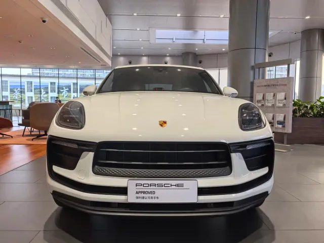 Porsche Macan — Фото автомобиля 6