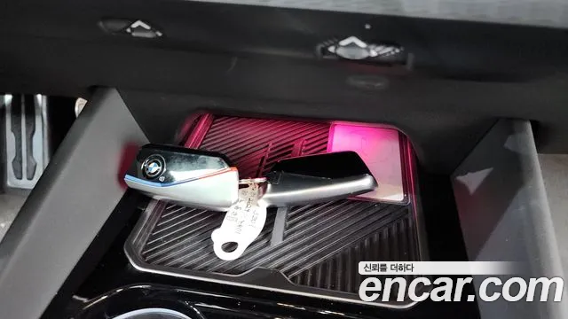 BMW 5 Series G60 — Фото автомобиля 26