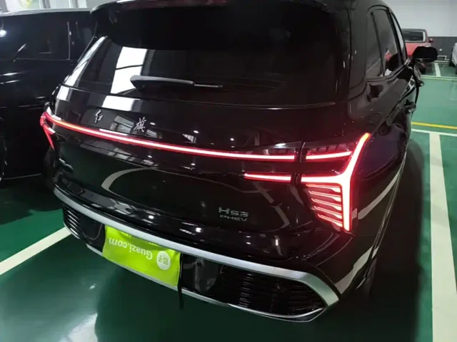 Hongqi Hongqi HS3 PHEV 2025 125km Jingwei PLUS 2 Million Commemorative Edition — Фото автомобиля 7