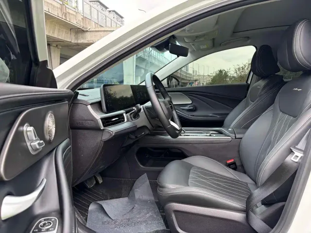 Chery Arrizo 8 — Фото автомобиля 7