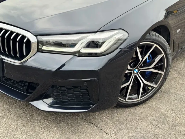 BMW 5 Series — Фото автомобиля 4