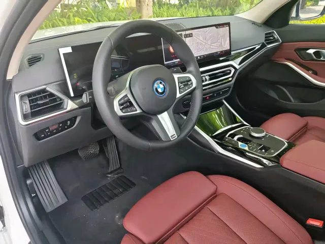 BMW i3 — Фото автомобиля 15