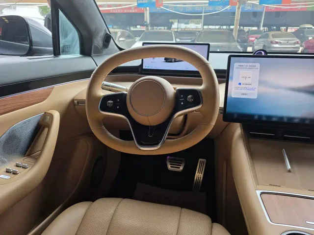 Zhijie Luxeed R7 2024 Pure Electric 802km Max — Фото автомобиля 7