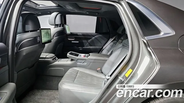 Genesis G90 Бензин 3.5 турбо AWD — Фото автомобиля 12