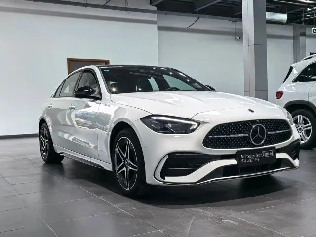 Mercedes-Benz C-Class — Фото автомобиля 13
