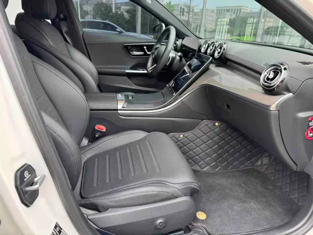 Mercedes-Benz C-Class — Фото автомобиля 10