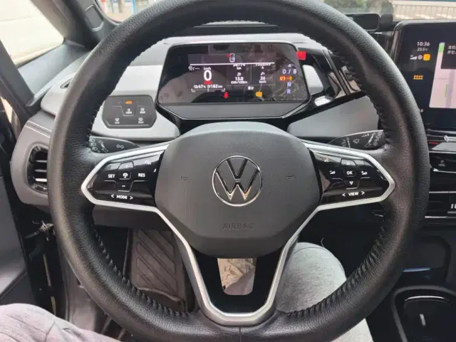 Volkswagen ID.3 — Фото автомобиля 15