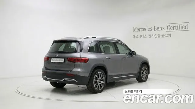Mercedes-Benz EQB — Фото автомобиля 2