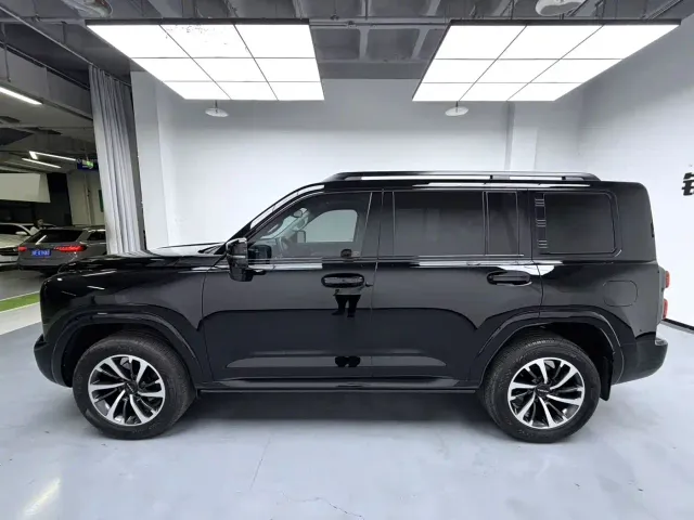 Haval H9 — Фото автомобиля 9